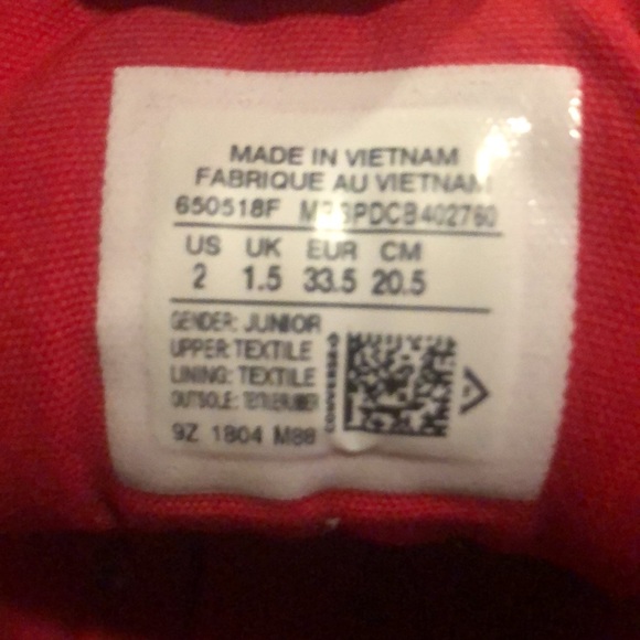 Kids size 2 converse all star - Picture 6 of 6